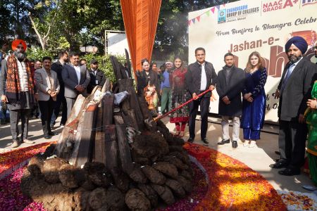 CGC Jhanjeri, Mohali Lights Up with â€˜Jashan-e-Lohriâ€™