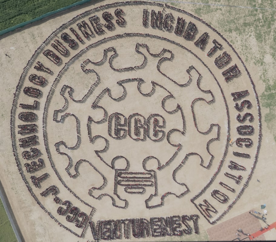 CGC MOHALI ATTEMPTS THE LARGEST HUMAN FORMATION OUTLINE OF AN INCUBATOR LOGO IN INDIA!