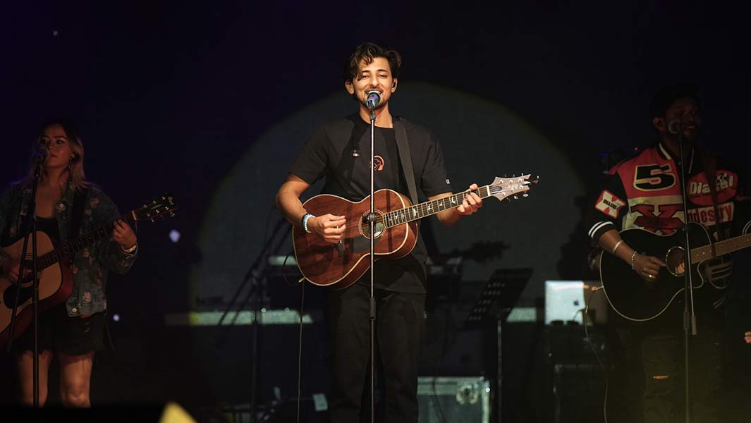 Darshan Raval's Electrifying Concert at CGC Jhanjeri!